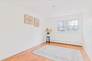 101 Edgelawn Ave, North Andover, MA 01845 - Photo 33