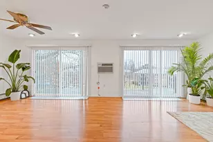 101 Edgelawn Ave, North Andover, MA 01845 - Photo 7