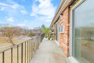 101 Edgelawn Ave, North Andover, MA 01845 - Photo 39