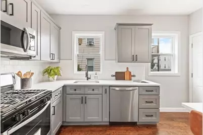 26 Wave Way #3, Winthrop, MA 02152 - Photo 3