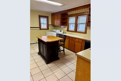 32 Harley Ave #32, Everett, MA 02149 - Photo 5