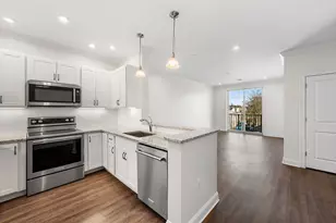 69 Foundry St, Wakefield, MA 01880 - Photo 5