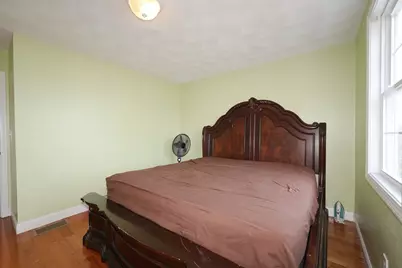 117 Manchester St #B, Lowell, MA 01852 - Photo 3