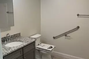 68 B Spring St, Mansfield, MA 02048 - Photo 7