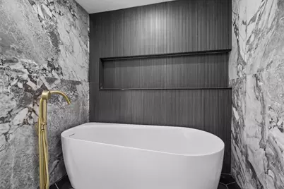 935 King St, Raynham, MA 02767 - Photo 35