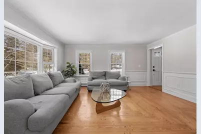 935 King St, Raynham, MA 02767 - Photo 15