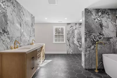 935 King St, Raynham, MA 02767 - Photo 33