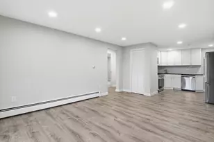 36 Main St, North Reading, MA 01864 - Photo 5