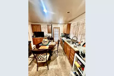 7 Parkway Cres, Milton, MA 02186 - Photo 5