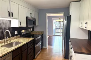 49 Brickett Hill Cir, Haverhill, MA 01839 - Photo 3