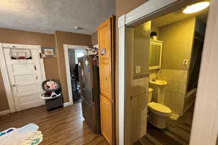 27 Harlow St, Worcester, MA 01605 - Photo 7