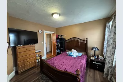 27 Harlow St, Worcester, MA 01605 - Photo 9