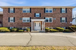 237 Main St, Reading, MA 01867 - Photo 19