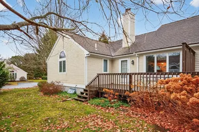 18 Windward St #18, Mashpee, MA 02649 - Photo 9