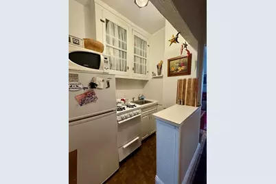 47 Revere St #7, Boston, MA 02114 - Photo 9