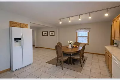 50 School Street #2nd FL R, Hudson, MA 01749 - Photo 5