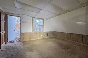 129 Thomas St, Middleborough, MA 02346 - Photo 9