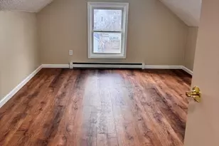 66 Taylor St, Holyoke, MA 01040 - Photo 23