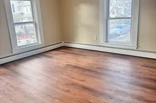 66 Taylor St, Holyoke, MA 01040 - Photo 21