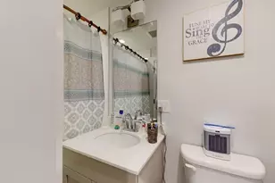 74 F St, Boston, MA 02127 - Photo 7
