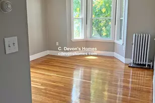 35 Burchstead Pl, Lynn, MA 01902 - Photo 3