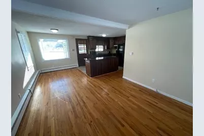 105 Brewster St, Springfield, MA 01119 - Photo 5
