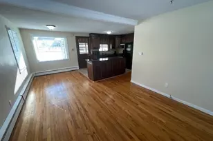 105 Brewster St, Springfield, MA 01119 - Photo 5