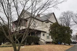 76 Nonotuck St, Holyoke, MA 01040 - Photo 3