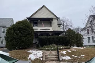 76 Nonotuck St, Holyoke, MA 01040 - Photo 1