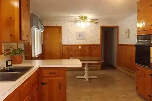 48 Ernest Ave, Worcester, MA 01604 - Photo 9