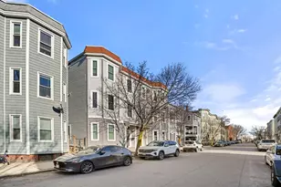 596 E 2nd St, Boston, MA 02127 - Photo 25