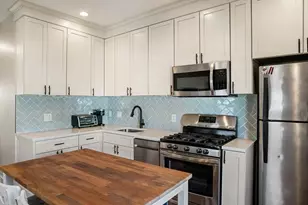 596 E 2nd St, Boston, MA 02127 - Photo 3