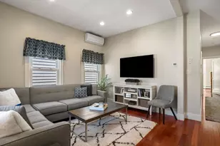 596 E 2nd St, Boston, MA 02127 - Photo 9