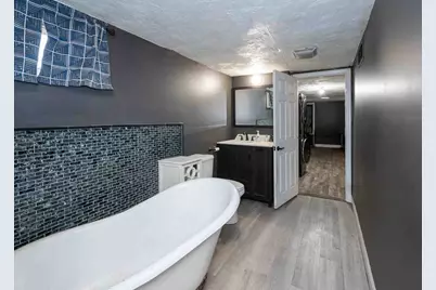 18 Wellesley Rd, Arlington, MA 02474 - Photo 25