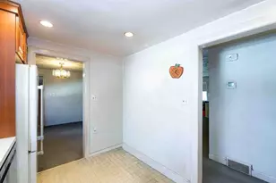 18 Wellesley Rd, Arlington, MA 02474 - Photo 11