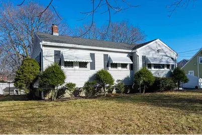 18 Wellesley Rd, Arlington, MA 02474 - Photo 33