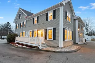 264 Middlesex Rd, Tyngsborough, MA 01879 - Photo 1