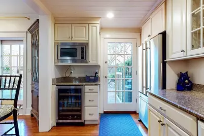 23 Pinckney #1, Boston, MA 02114 - Photo 11