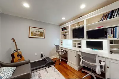 23 Pinckney #1, Boston, MA 02114 - Photo 17