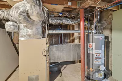 238 E Main St, Chicopee, MA 01020 - Photo 31