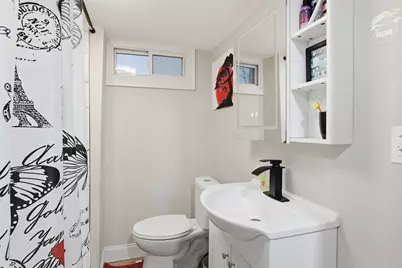 238 E Main St, Chicopee, MA 01020 - Photo 19