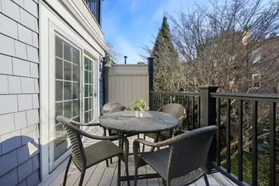 3 Mt Vernon Sq #2, Boston, MA 02108 - Photo 31