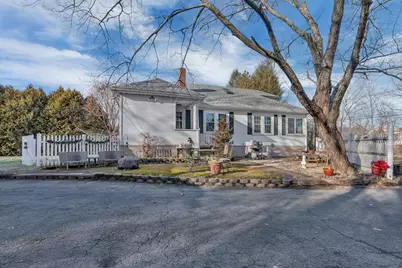82 Cumberland Ave, North Attleboro, MA 02760 - Photo 29