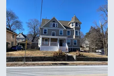 22 Howard Street #2 Right, Melrose, MA 02176 - Photo 1