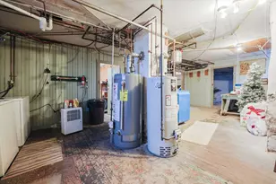 352 Barnes St, Fall River, MA 02723 - Photo 27