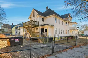 127 Dickinson St, Springfield, MA 01108 - Photo 5