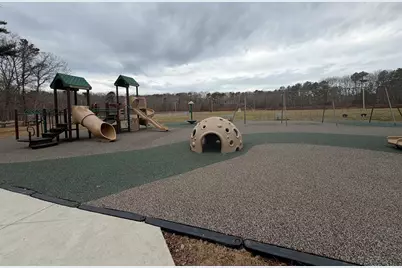 8 Driftwood Ln, Bourne, MA 02562 - Photo 33