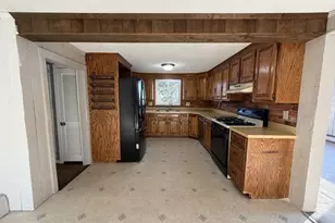 65 Pinehurst Ave, Methuen, MA 01844 - Photo 9