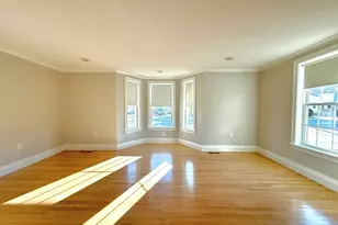 284 Montvale Ave, Woburn, MA 01801 - Photo 7