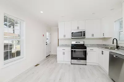 1346 Newport Ave #A-06, Attleboro, MA 02703 - Photo 5